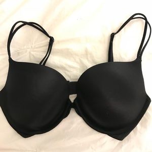 black very sexy push up by victoria secret 32DD